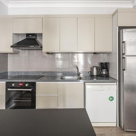 이스탄불 Central And Refreshing Flat In Beyoglu 아파트 외부 사진