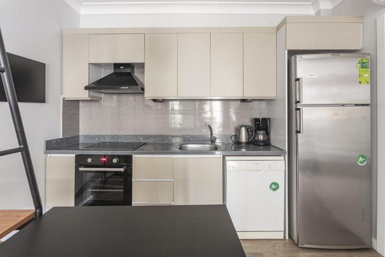 이스탄불 Central And Refreshing Flat In Beyoglu 아파트 외부 사진